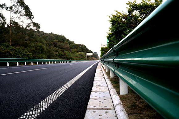 陕西高速公路护栏的常用类型
