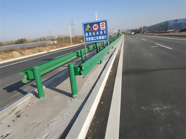 陕西公路护栏守护安全横跨多个行业的应用